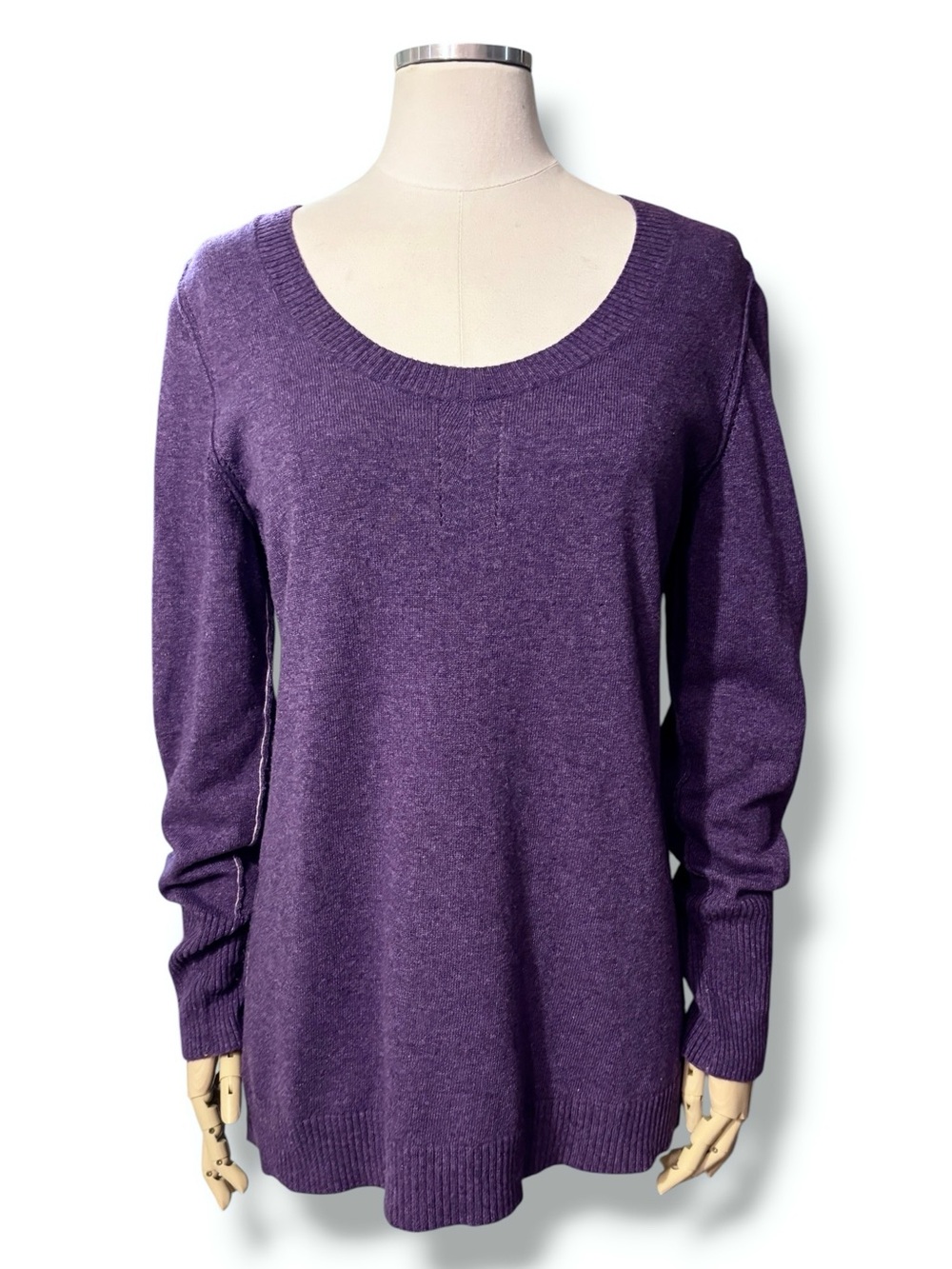 BANANA REPUBLIC Purple Cashmere Blend Scoop Neck Sweater Pointelle Detail - Picture 8 of 8